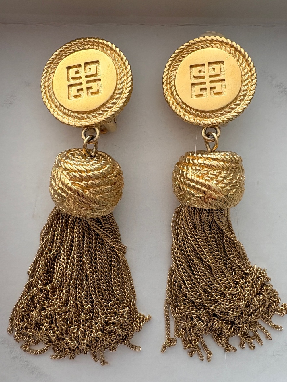 Givenchy vintage Gold Rope-Detail Tassel Clip-On Earrings 80’s